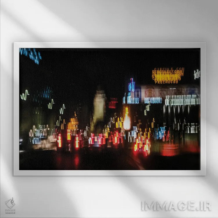 تابلو دکوراتیو شب شهری اثر گیلیارد برسسان - نمای قابدار سفید