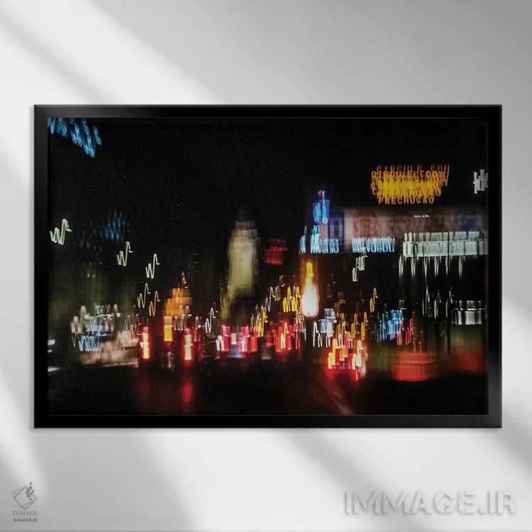 تابلو دکوراتیو شب شهری اثر گیلیارد برسسان - نمای قابدار مشکی
