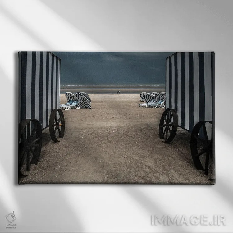 تابلو دکوراتیو بازدید اثر گیلبرت کلاز - نمای روبهرو روی دیوار