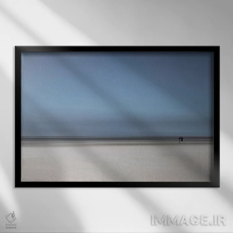 تابلو مینیمال بیچ بویز اثر گیلبرت کلاز - نمای قابدار مشکی