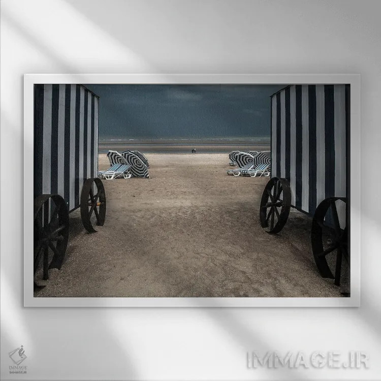 تابلو دکوراتیو بازدید اثر گیلبرت کلاز - نمای قابدار سفید