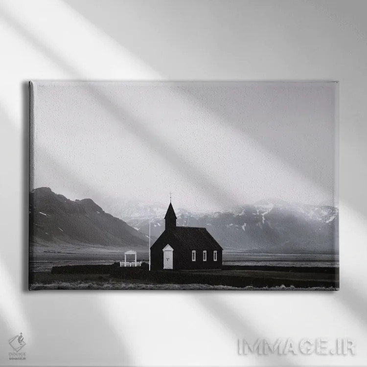 تابلو دکوراتیو کلیسای سیاه بودیر II اثر مونیکا استریگل - نمای روبهرو روی دیوار