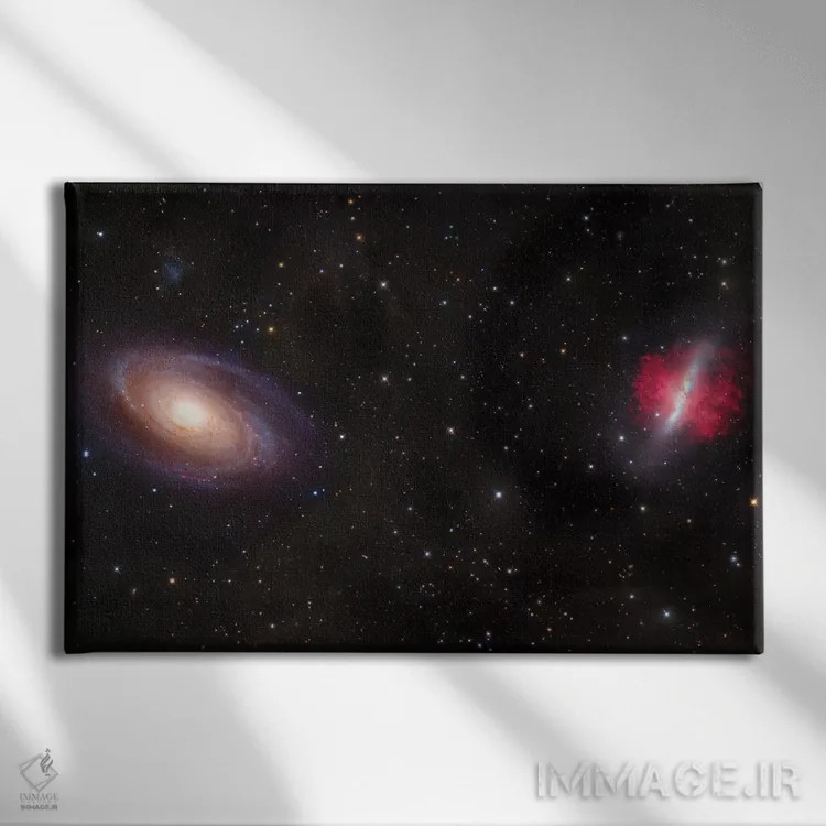 تابلو دکوراتیو ام۸۱ و ام۸۲، کهکشان مارپیچی در خرس بزرگ اول اثر رابرت گندلر - نمای روبهرو روی دیوار