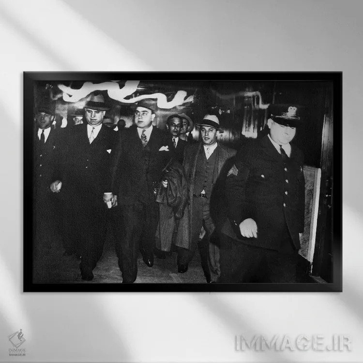 تابلو دکوراتیو آلفونس کاپون - نمای قابدار مشکی