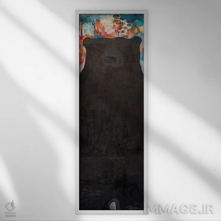 تابلو دکوراتیو خرس نوظهور اثر مادارا میسون - نمای قابدار سفید