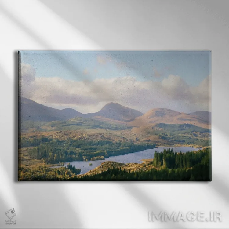 تابلو دکوراتیو چشم انداز دریاچه لاخ اثر گرافیتی استودیوها - نمای روبهرو روی دیوار