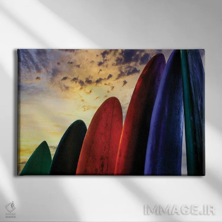 تابلو دکوراتیو تخته های موج سواری چیده شده پس از غروب، بعد از یک روز کلاس… اثر گرگ جانستون - نمای روبهرو روی دیوار