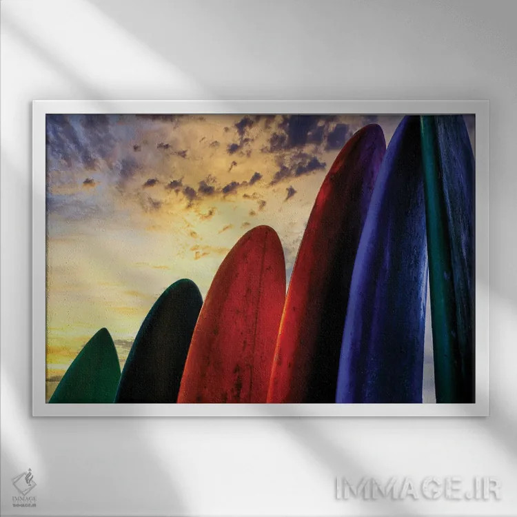 تابلو دکوراتیو تخته های موج سواری چیده شده پس از غروب، بعد از یک روز کلاس… اثر گرگ جانستون - نمای قابدار سفید