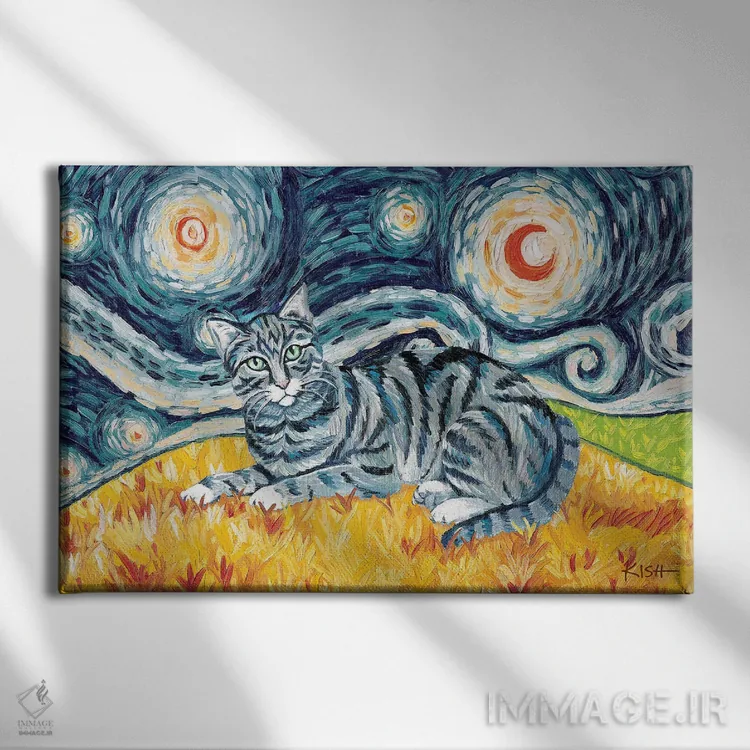 تابلو دکوراتیو گربه تبی خاکستری در یک شب پرستاره اثر گرچن کیش سرانو - نمای روبهرو روی دیوار