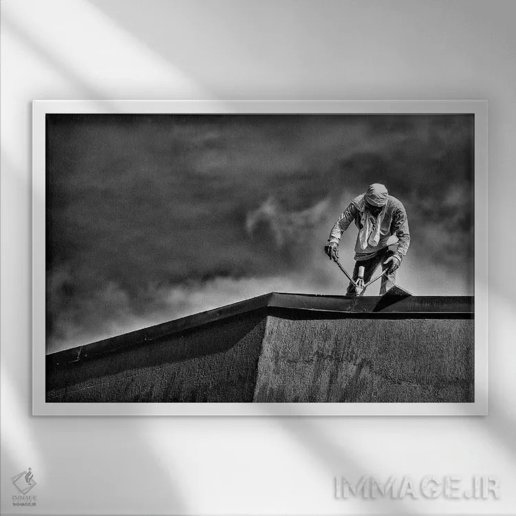 تابلو دکوراتیو سباستیائو سالگادو اثر گلاوکو منهالی - نمای قابدار سفید