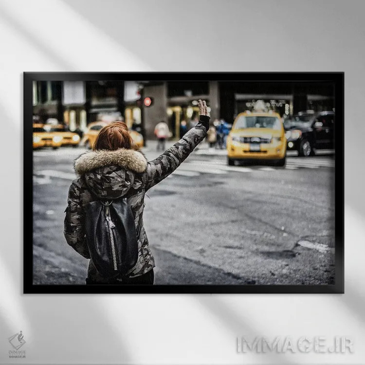 تابلو دکوراتیو تاکسی اثر گلاوکو منهالی - نمای قابدار مشکی