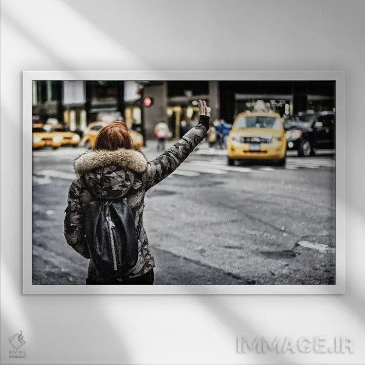 تابلو دکوراتیو تاکسی اثر گلاوکو منهالی - نمای قابدار سفید