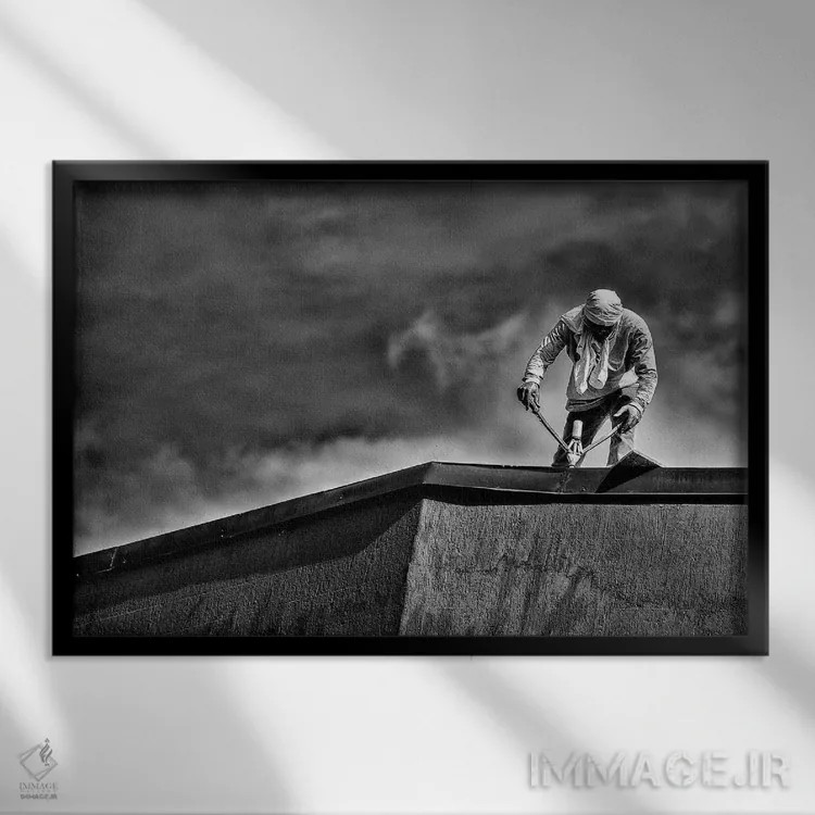 تابلو دکوراتیو عکاسی خیابانی ۲ اثر گلاوکو منهالی - نمای قابدار مشکی