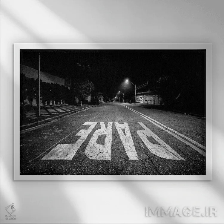 تابلو دکوراتیو عکاسی خیابانی ۶ اثر گلاوکو منهالی - نمای قابدار سفید