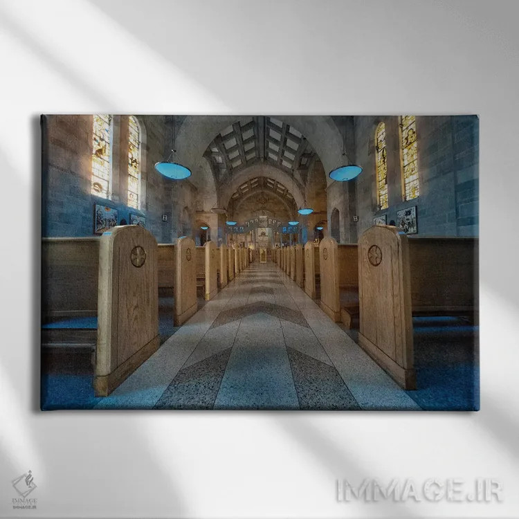 تابلو دکوراتیو کلیسا اثر گلاوکو منهالی - نمای روبهرو روی دیوار