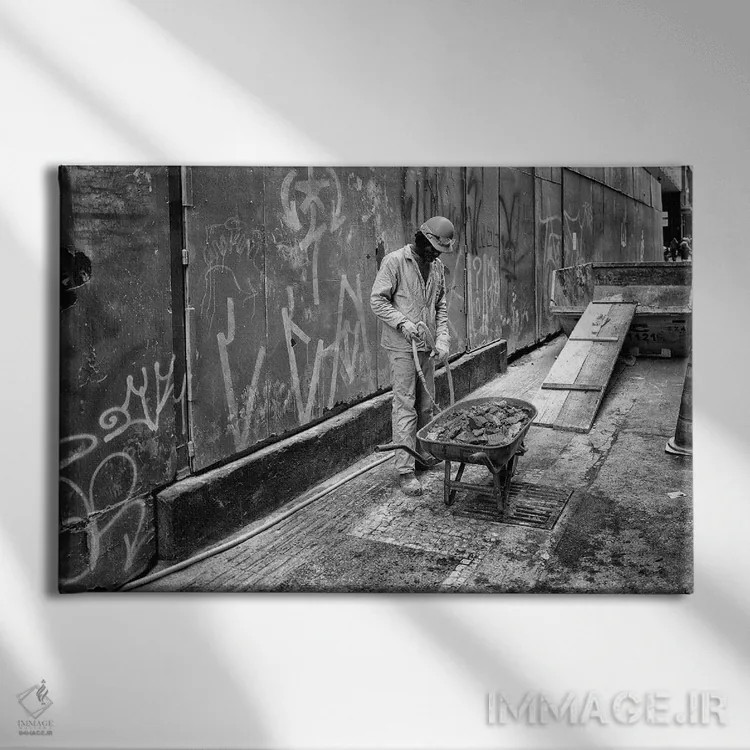 تابلو دکوراتیو عکاسی خیابانی ۵۸ اثر گلاوکو منهالی - نمای روبهرو روی دیوار