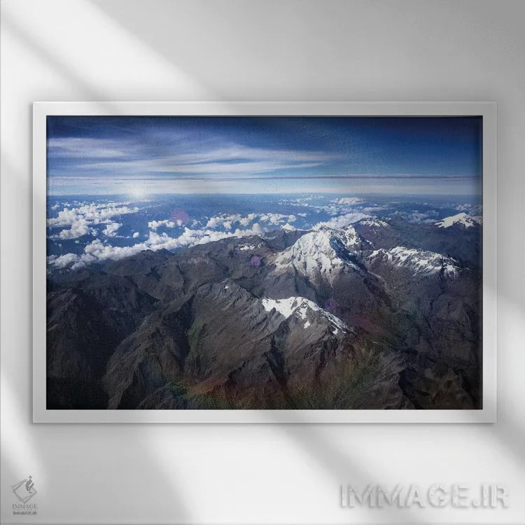 تابلو دکوراتیو کوه های آند اثر گلاوکو منهالی - نمای قابدار سفید