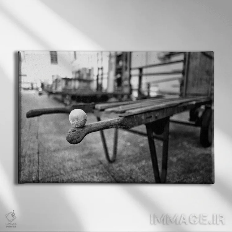 تابلو دکوراتیو عکاسی خیابانی ۲۸ اثر گلاوکو منهالی - نمای روبهرو روی دیوار