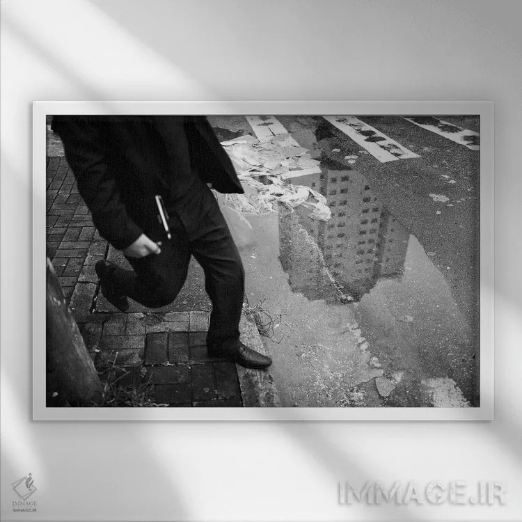 تابلو دکوراتیو عکاسی خیابانی ۲۷ اثر گلاوکو منهالی - نمای قابدار سفید