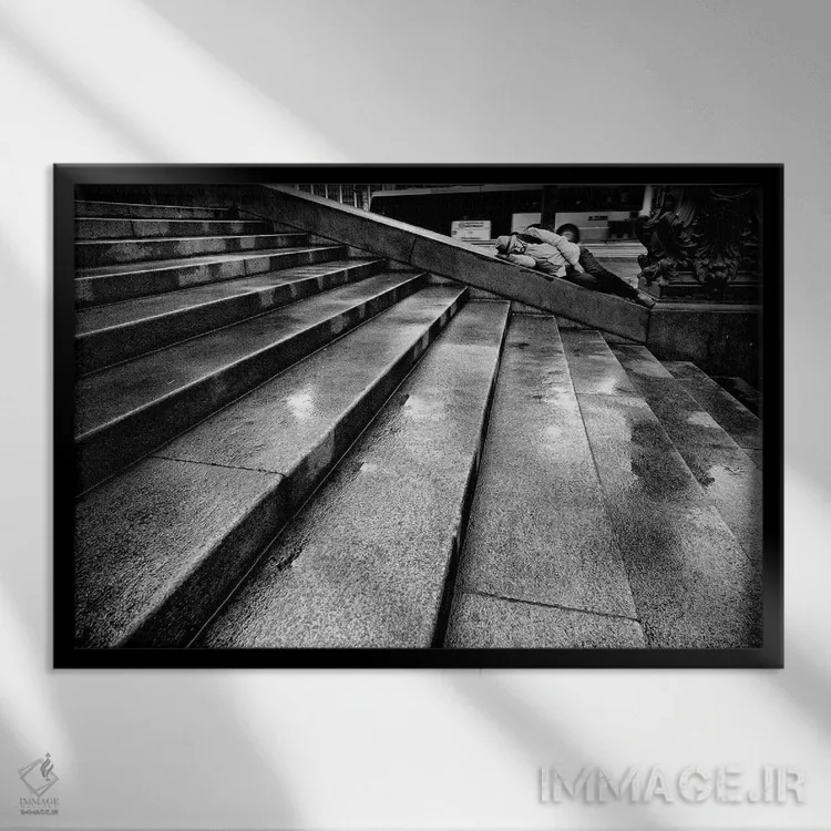 تابلو دکوراتیو عکاسی خیابانی ۴۹ اثر گلاوکو منهالی - نمای قابدار مشکی