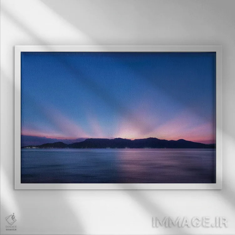 تابلو دکوراتیو غروب بر فراز دریا اثر گلاوکو منهالی - نمای قابدار سفید