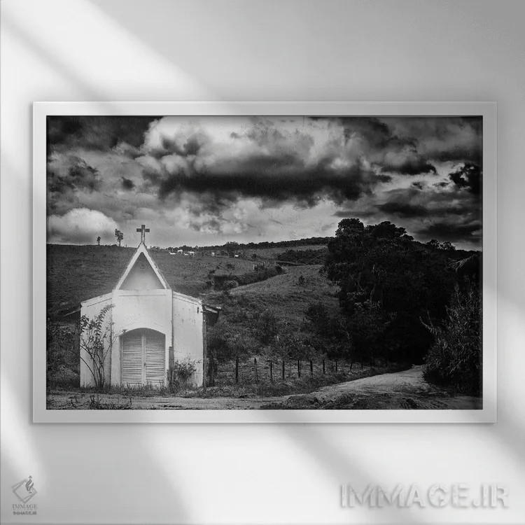 تابلو دکوراتیو کلیسای کوچک اثر گلاوکو منهالی - نمای قابدار سفید