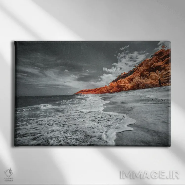 تابلو دکوراتیو محیط خالی اثر گلاوکو منهالی - نمای روبهرو روی دیوار