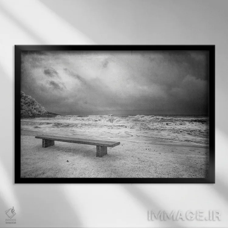 تابلو دکوراتیو طوفانی اثر گلاوکو منهالی - نمای قابدار مشکی