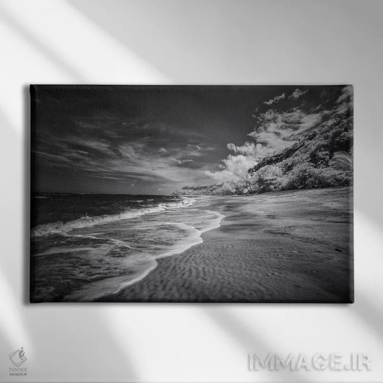 تابلو دکوراتیو ساحل سیاه و سفید اثر گلاوکو منهالی - نمای روبهرو روی دیوار