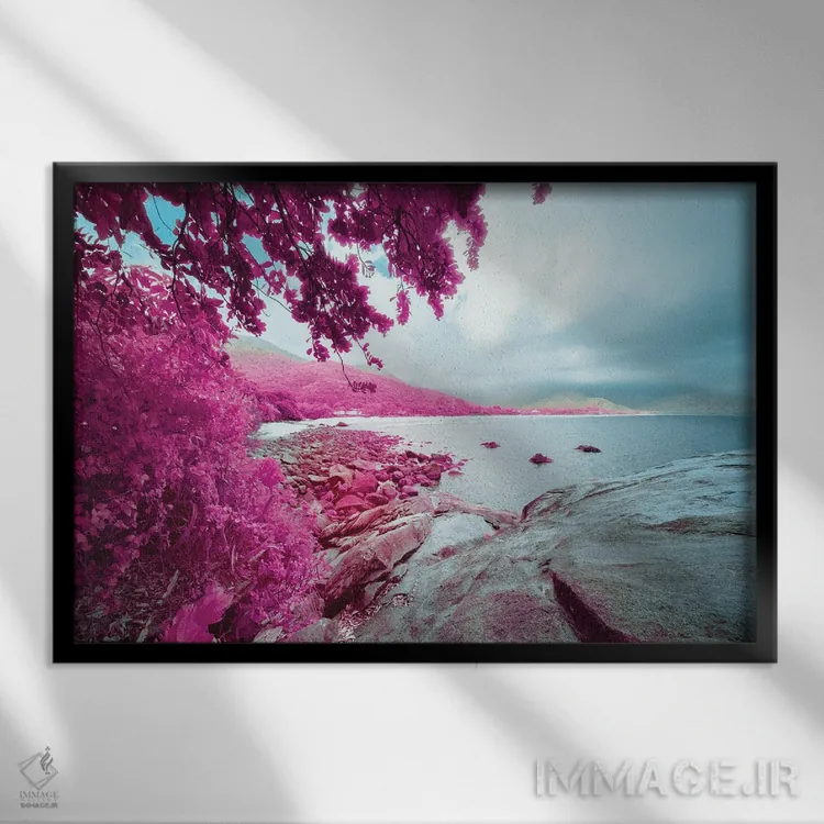 تابلو دکوراتیو گمشده اثر گلاوکو منهالی - نمای قابدار مشکی