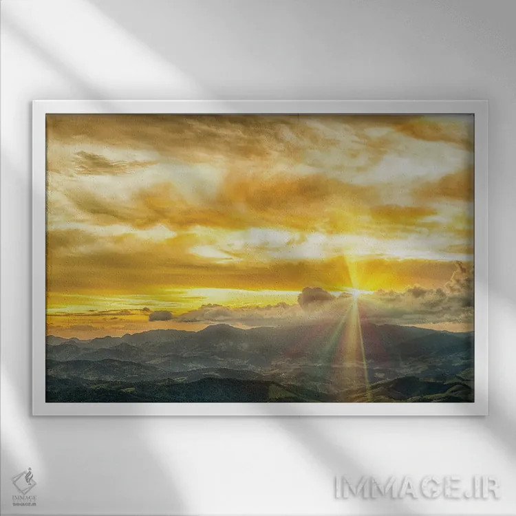 تابلو دکوراتیو ساعت طلایی اثر گلاوکو منهالی - نمای قابدار سفید