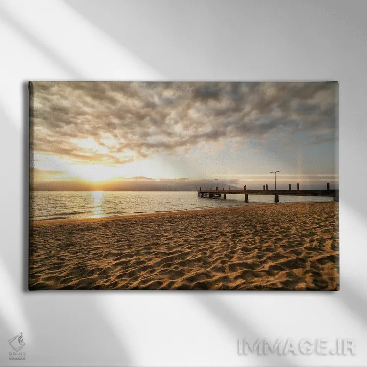 تابلو دکوراتیو تعجب از بهبود اثر گلاوکو منهالی - نمای روبهرو روی دیوار