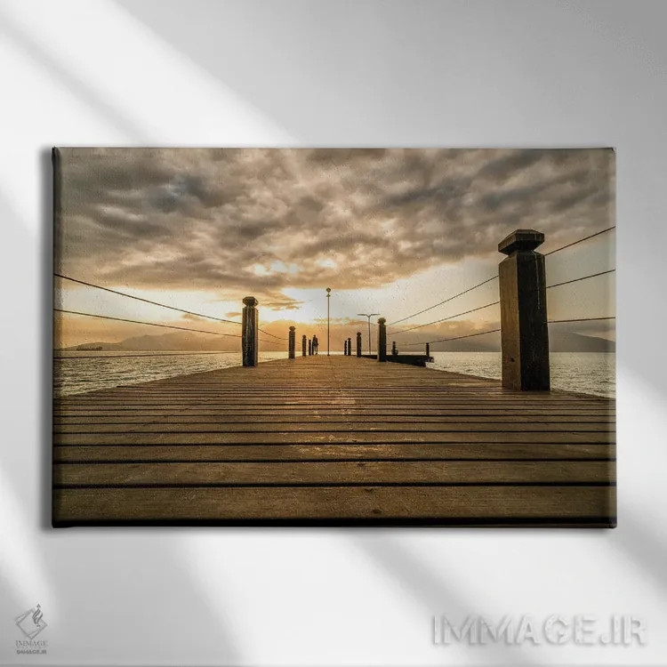 تابلو دکوراتیو اولویت مهربانانه اثر گلاوکو منهالی - نمای روبهرو روی دیوار