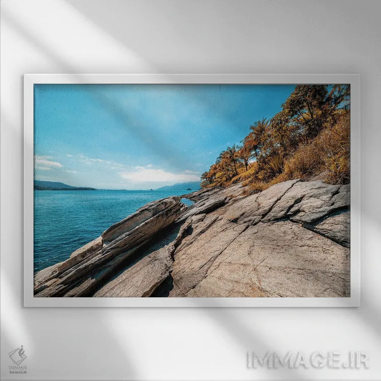 تابلو دکوراتیو آزادی صداقت اثر گلاوکو منهالی - نمای قابدار سفید