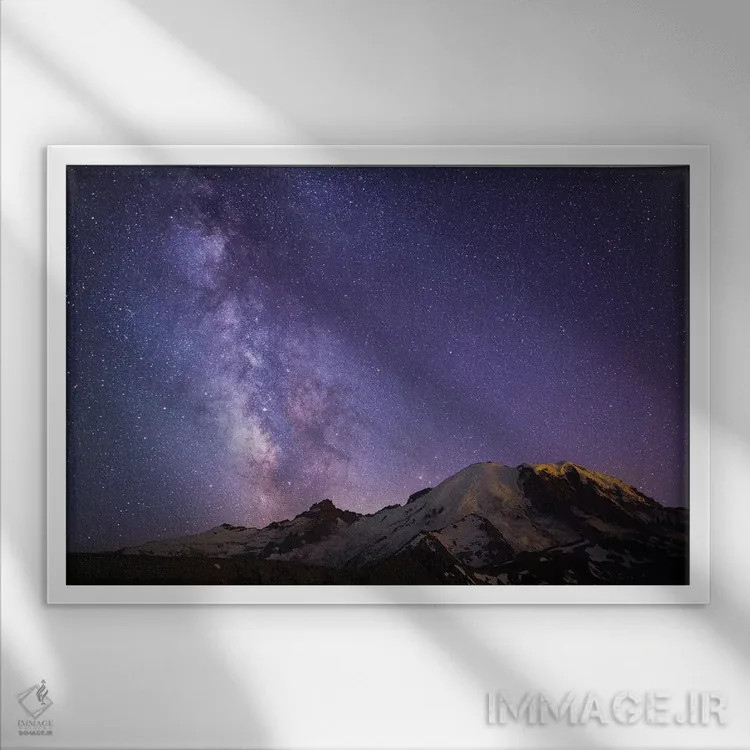 تابلو دکوراتیو Mount Rainier National Park, Washington, USA,راه شیری از کوه ر… اثر گری لوهم - نمای قابدار سفید