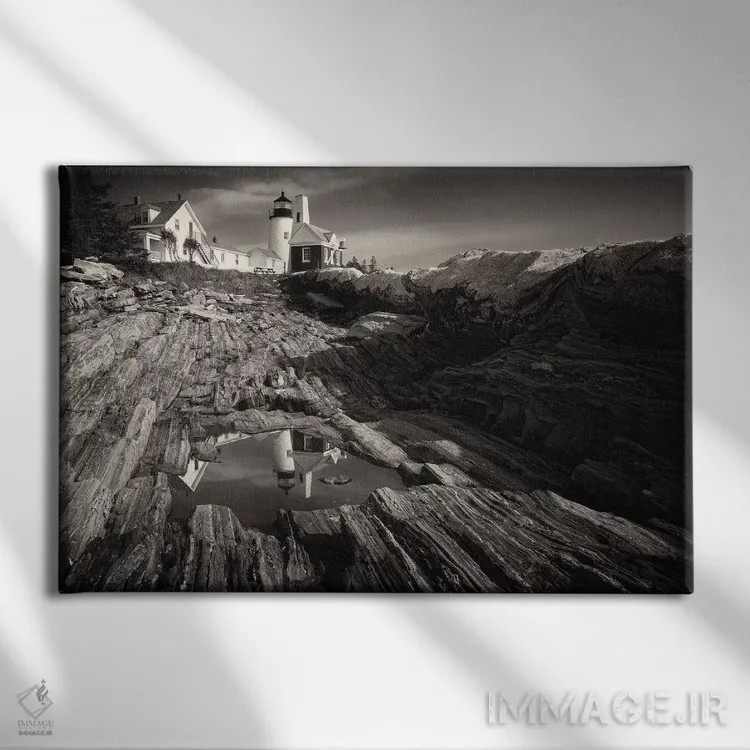 تابلو دکوراتیو انعکاس فانوس دریایی پوینت پیمکوئید، بریستول، مین اثر جورج اوزه - نمای روبهرو روی دیوار