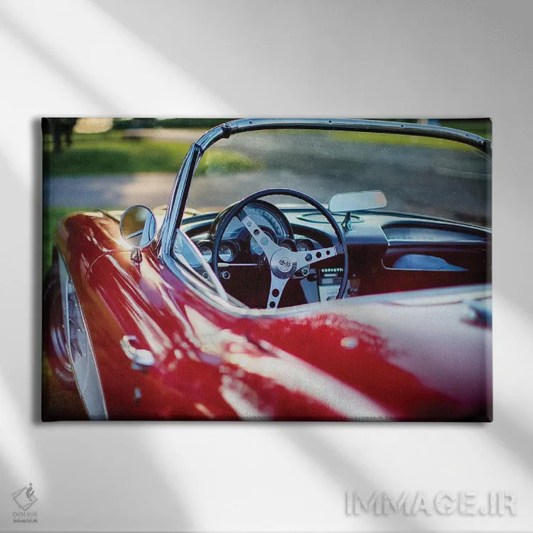 تابلو دکوراتیو نمای نزدیک کوروت کلاسیک قرمز اثر جورج اوزه - نمای روبهرو روی دیوار