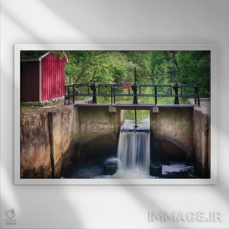 تابلو دکوراتیو صحنه قفل کانال در بهار اثر جورج اوزه - نمای قابدار سفید