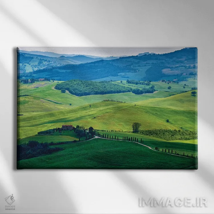 تابلو دکوراتیو تپه های موج دار با مزارع، وال دورچیا، توسکانی، ایتالیا اثر جورج اوزه - نمای روبهرو روی دیوار