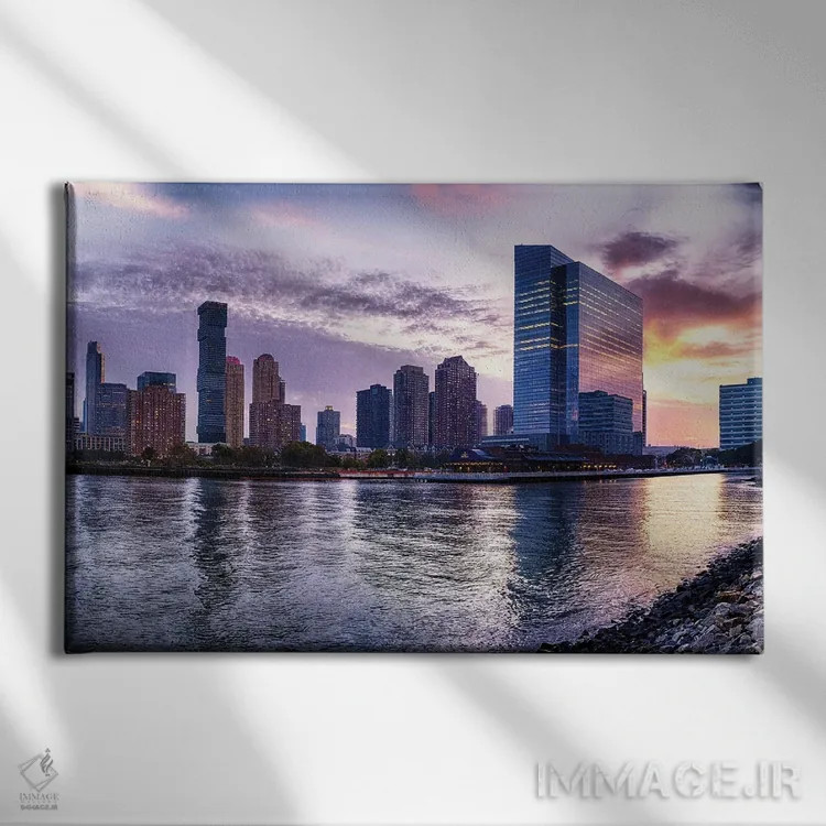 تابلو دکوراتیو نمای خط افق نیوپورت در جرسی سیتی هنگام غروب اثر جورج اوزه - نمای روبهرو روی دیوار