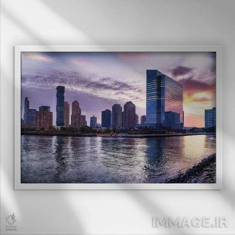 تابلو دکوراتیو نمای خط افق نیوپورت در جرسی سیتی هنگام غروب اثر جورج اوزه - نمای قابدار سفید