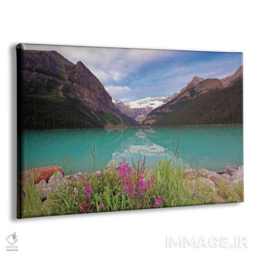 تابلو دکوراتیو نمای منظره تابستانی در دریاچه لوییز، آلبرتا، کانادا اثر جورج اوزه - نمای پرسپکتیو محصول