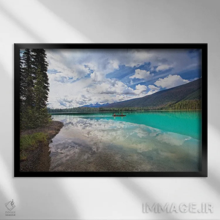 تابلو دکوراتیو انعکاس ابرها در دریاچه ای آرام، دریاچه امرالد، پارک ملی یاهو… اثر جورج اوزه - نمای قابدار مشکی