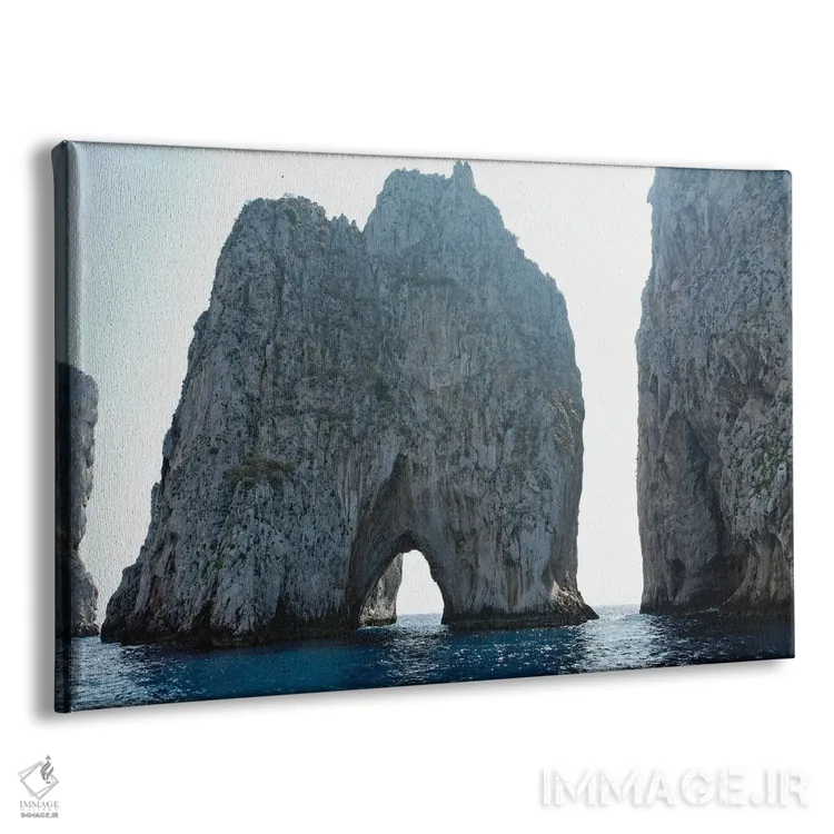 تابلو دکوراتیو صخره های دریا، فارالیونی، کاپری، خلیج ناپل، کامپانیا، ایتالیا اثر جورج اوزه - نمای پرسپکتیو محصول