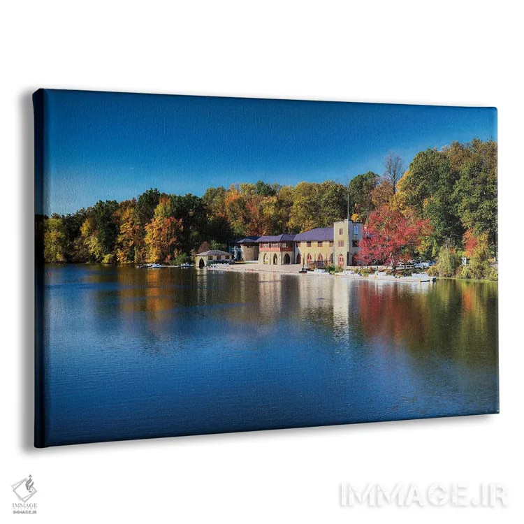 تابلو دکوراتیو خانه قایق روی دریاچه کارنگی با شاخ و برگ پاییزی اثر جورج اوزه - نمای پرسپکتیو محصول