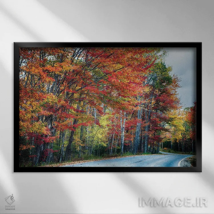 تابلو دکوراتیو جاده پاییزی چشم نواز در آکادیا، مین اثر جورج اوزه - نمای قابدار مشکی