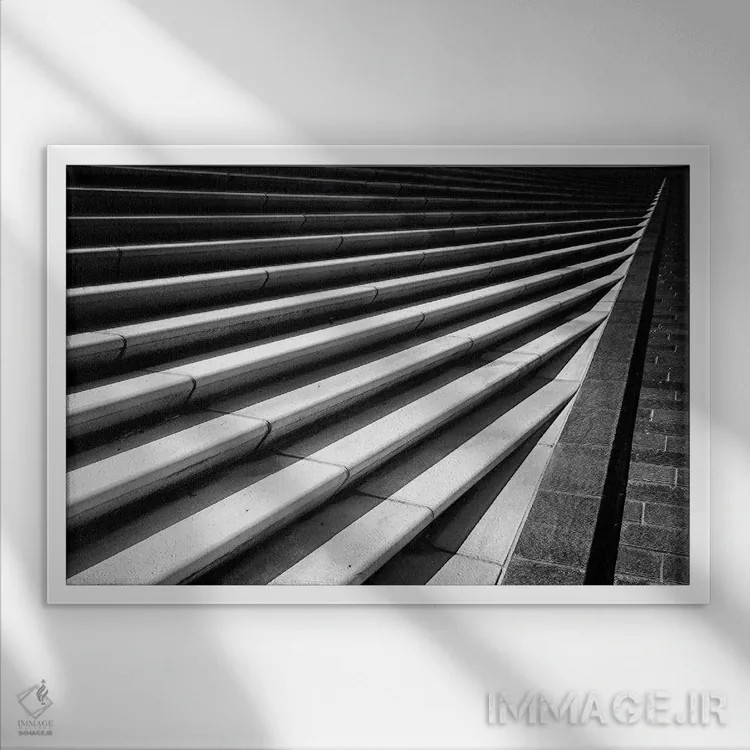 تابلو دکوراتیو پله های همگرا اثر جورج اوزه - نمای قابدار سفید