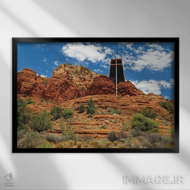 تابلو دکوراتیو کلیسای مقدس صلیب، سدونا، آریزونا اثر جورج اوزه - نمای قابدار مشکی