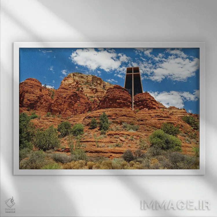 تابلو دکوراتیو کلیسای مقدس صلیب، سدونا، آریزونا اثر جورج اوزه - نمای قابدار سفید