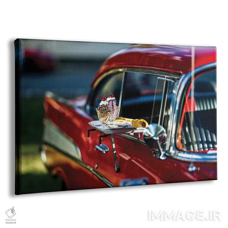 تابلو دکوراتیو دسر بستنی و هات داگ به همراه سیب زمینی در پنجره ماشین کلاسیک… اثر جورج اوزه - نمای پرسپکتیو محصول
